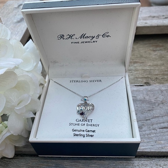 NWT MACY’S RHODOLITE GARNET & WHITE SAPPHIRE HEART MOM STERLING SILVER NECKLACE - Picture 3 of 12